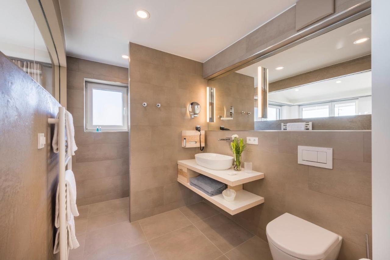 Appartementhotel Roehrenbach اممنستاد ام بودينسي المظهر الخارجي الصورة