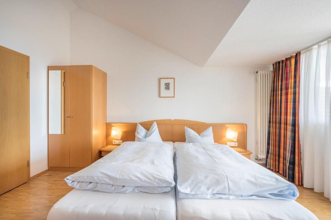 Appartementhotel Roehrenbach اممنستاد ام بودينسي المظهر الخارجي الصورة
