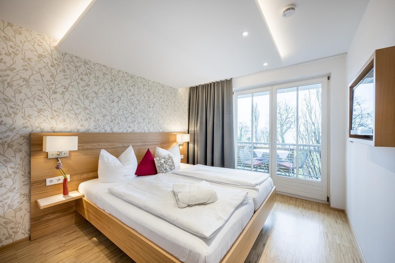 Appartementhotel Roehrenbach اممنستاد ام بودينسي المظهر الخارجي الصورة